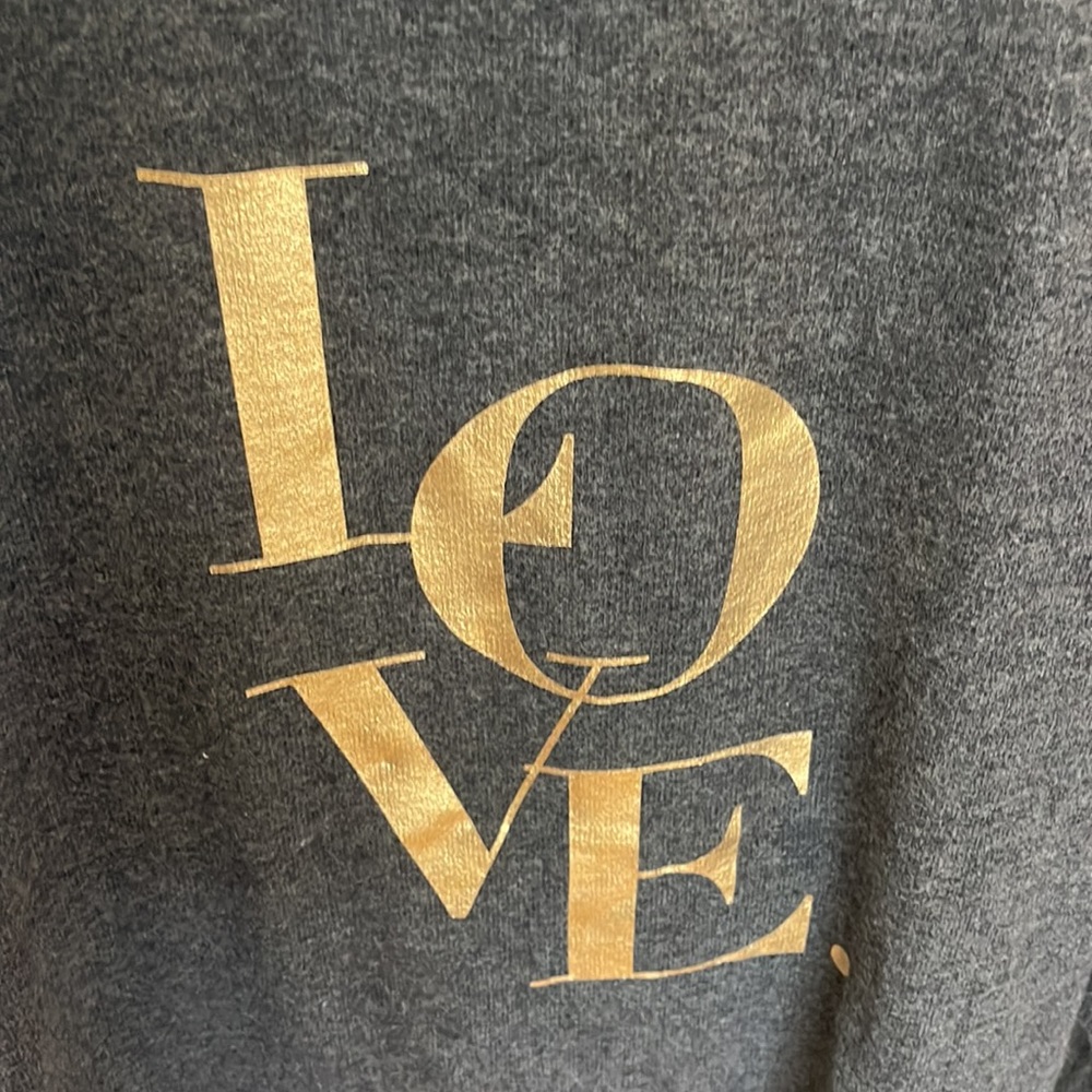 NWT Catherine Malandrino  dark Heather grey LOVE sweatshirt. - Picture 4 of 4